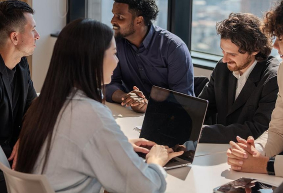 Shared services and office operations representing BPO and back office site selection